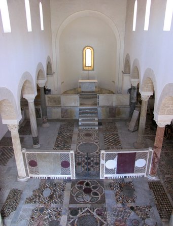 Sant'Agata de' Goti (BN), San Menna, interior Sant'Agata de' Goti (BN), San Menna, Innenraum