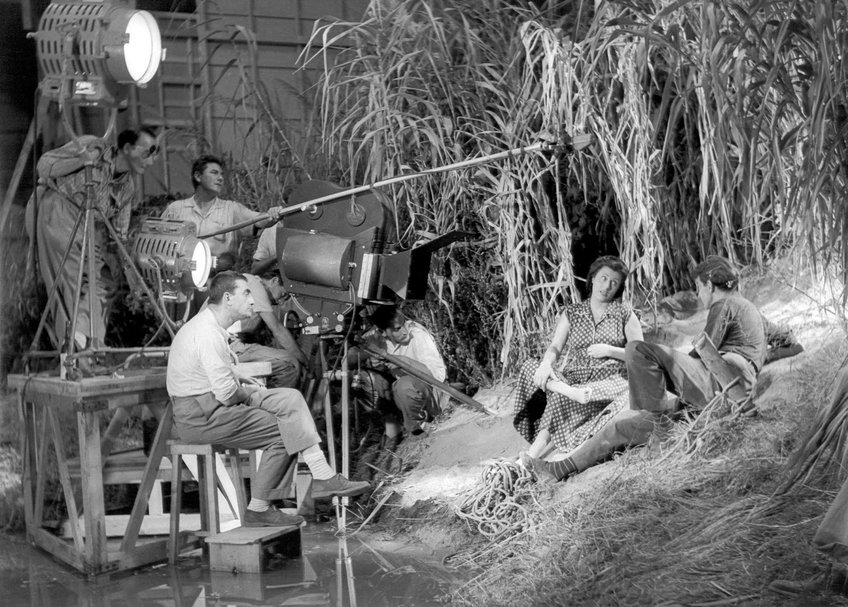 production still from Bellissima (Luchino Visconti, 1951) production still from Bellissima (Luchino Visconti, 1951)